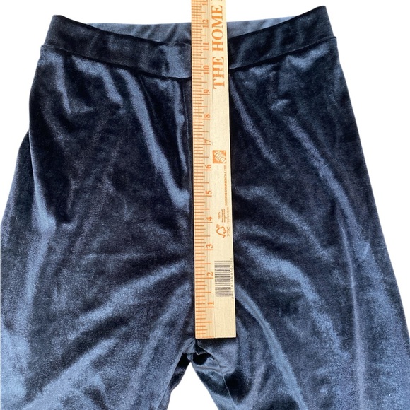 Zara high waist neutral minimal velvet leggings - Picture 3 of 5